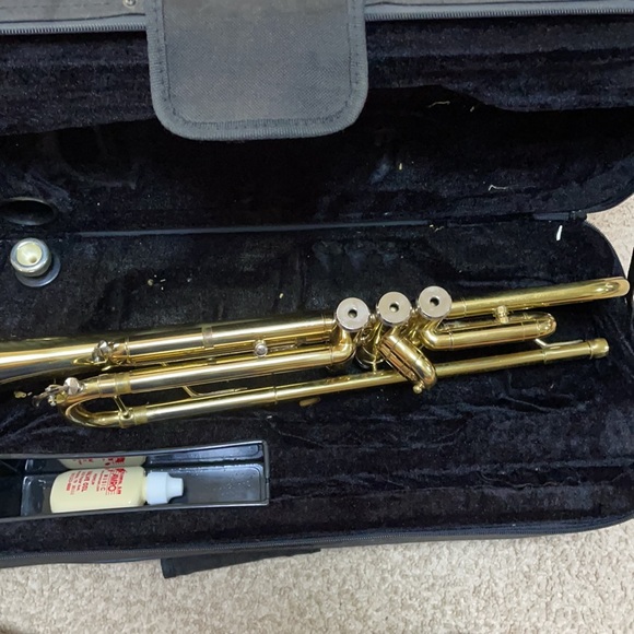 Trumpet - Picture 10 of 11